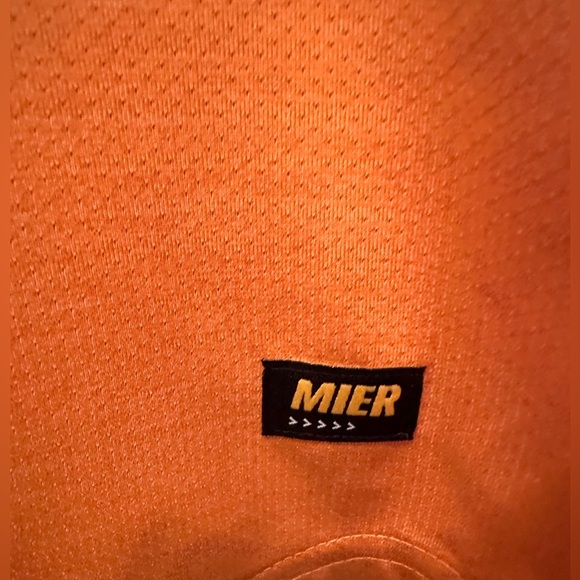 NWT Men's Sleeveless Tank Quick Dry Athleisure Muscle Top Gold Size XL - Picture 6 of 9